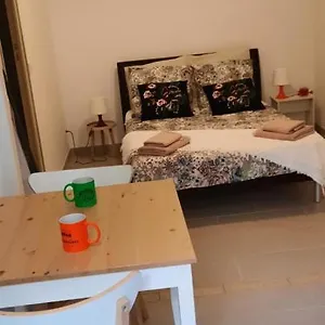 https://apparemment-des-moulins.fr-provencehotel.com